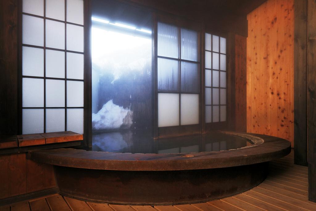 Okada Ryokan Warakutei Takajama Kültér fotó