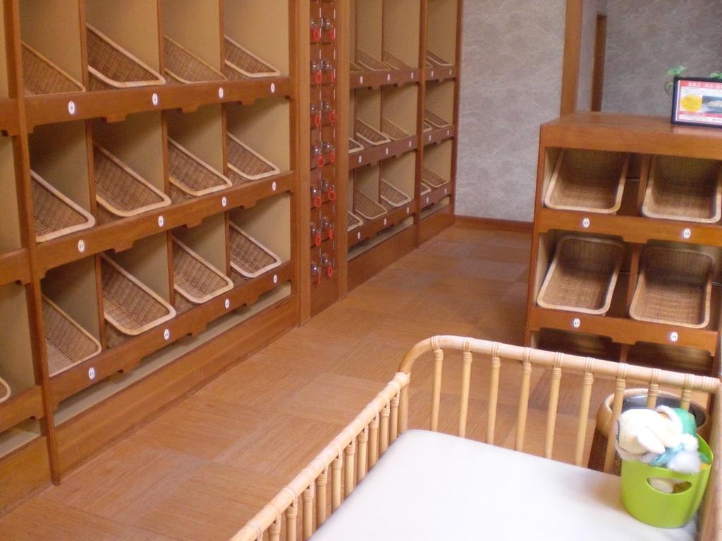 Okada Ryokan Warakutei Takajama Kültér fotó